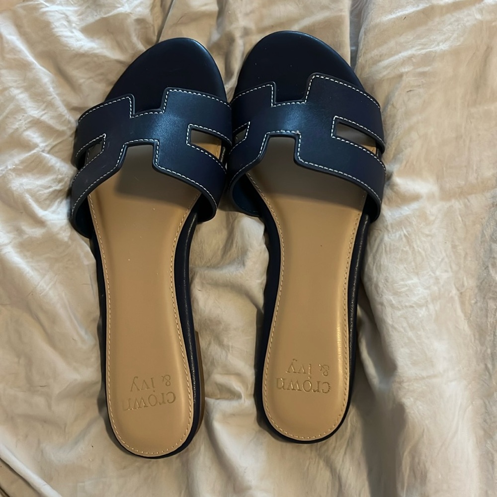 Never Worn Crown and Ivy Navy Sandals